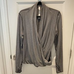 Lululemon ladies top